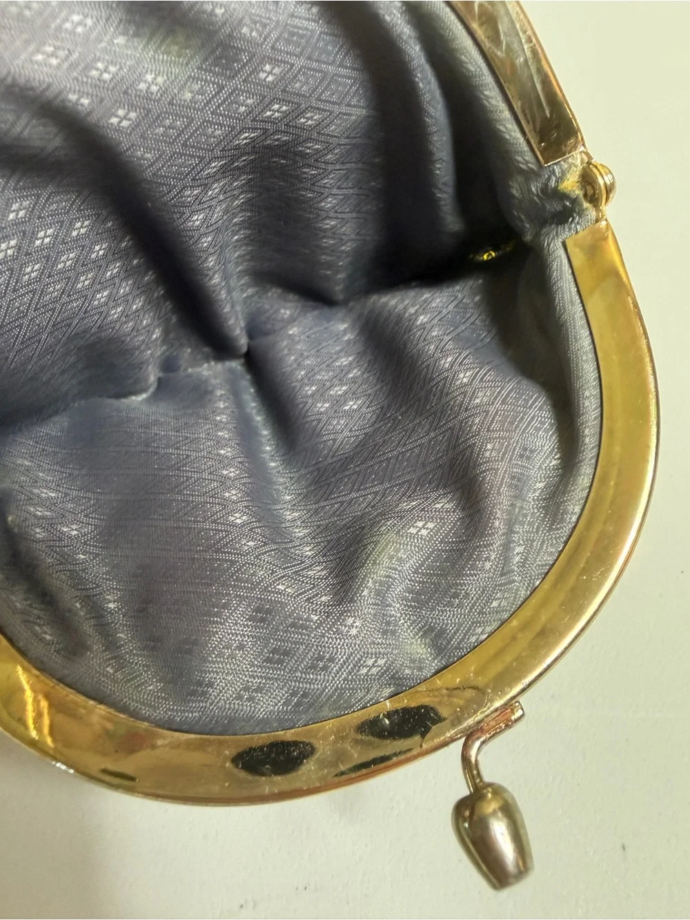 Vintage Grey Eelskin Kiss-Lock Coin Purse – Made in Korea